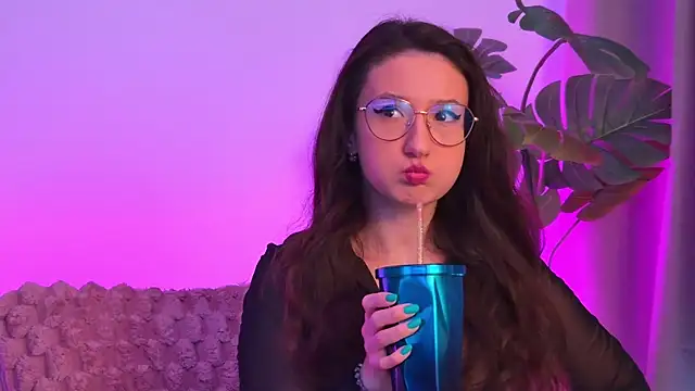 TheaMalekoo online show from 21, 3, 2026