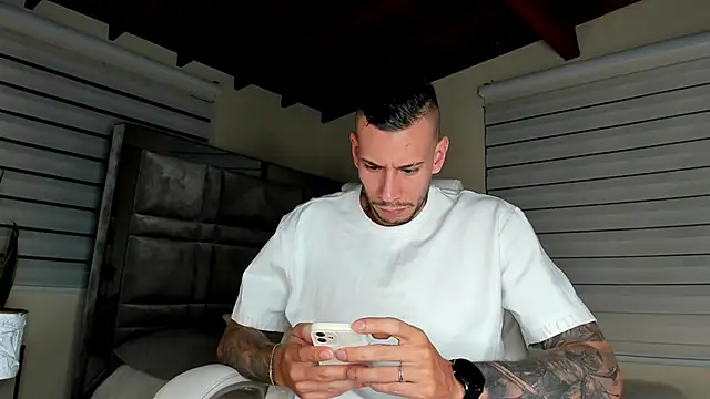 J king   online show from 24, 5, 2026