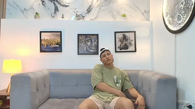 Snapshot of YOUNG_GUYS1 chatting on 19, 12, 2025 YOUNG GUYS1 online show from 19, 12, 2025