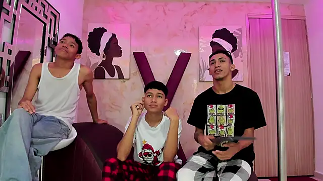 HORNY PRETTY online show from 19, 12, 2025