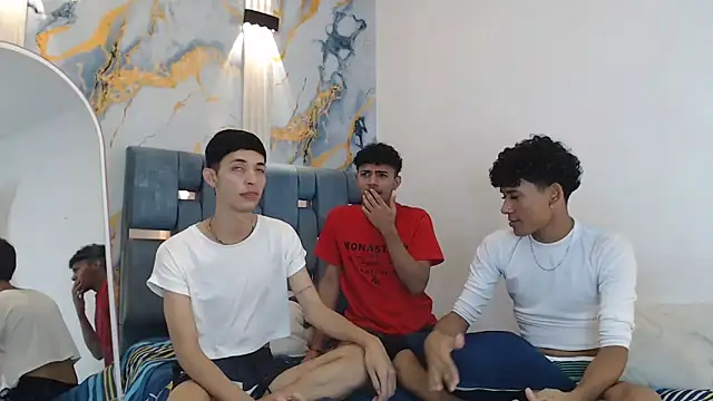 Snapshot of SWEET_RABBIT1 chatting on 9, 2, 2026 SWEET RABBIT1 online show from 9, 2, 2026