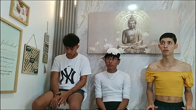 Snapshot of SWEET_RABBIT1 chatting on 3, 2, 2026 SWEET RABBIT1 online show from 3, 2, 2026