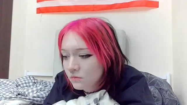 Shine Luna online show from 19, 2, 2026