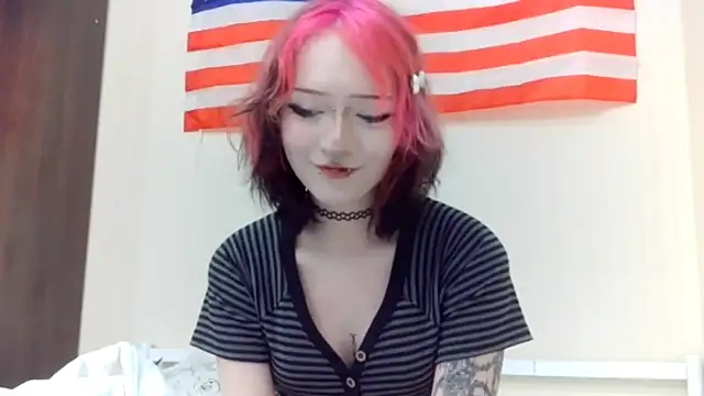 Shine Luna online show from 25, 2, 2026