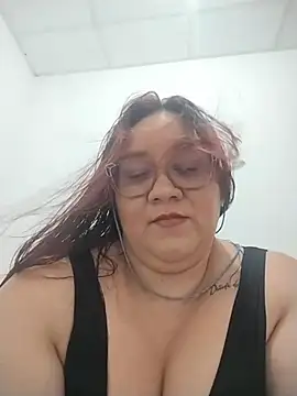 Snapshot of sharon_G chatting on 3, 6, 2026 sharon G online show from 3, 6, 2026