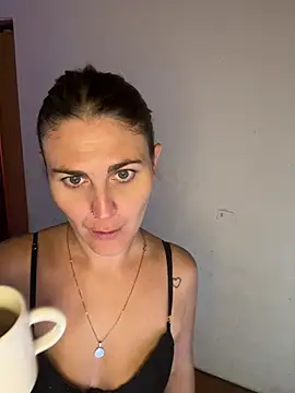 rubia culonaa online show from 18, 3, 2026