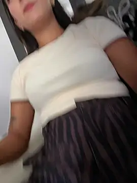 Valeria-escobar online show from 8, 5, 2026