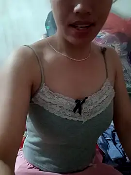 Snapshot of little-effy chatting on 18, 7, 2026 little-effy online show from 18, 7, 2026