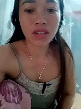 Snapshot of little-effy chatting on 17, 7, 2026 little-effy online show from 17, 7, 2026