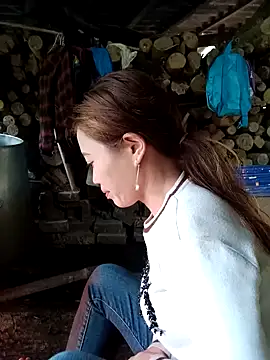 little-effy online show from 18, 1, 2026