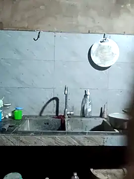 little-effy online show from 24, 3, 2026