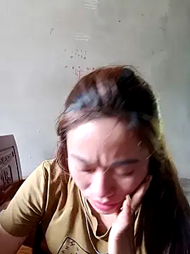 little-effy online show from 23, 4, 2026