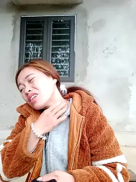 little-effy online show from 7, 3, 2026