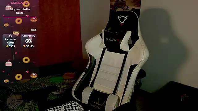 Snapshot of milk_hot_mafe chatting on 27, 2, 2026 milk hot mafe online show from 27, 2, 2026