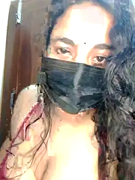 Snapshot of nosrat014 chatting on 7, 6, 2026 nosrat014 online show from 7, 6, 2026