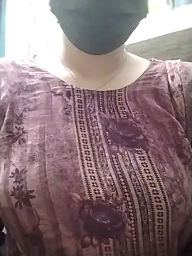 nosrat014 online show from 10, 1, 2026