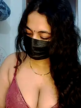 nosrat014 online show from 7, 4, 2026