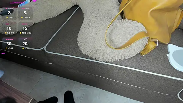 Snapshot of Darele_ chatting on 16, 12, 2025 Darele online show from 16, 12, 2025