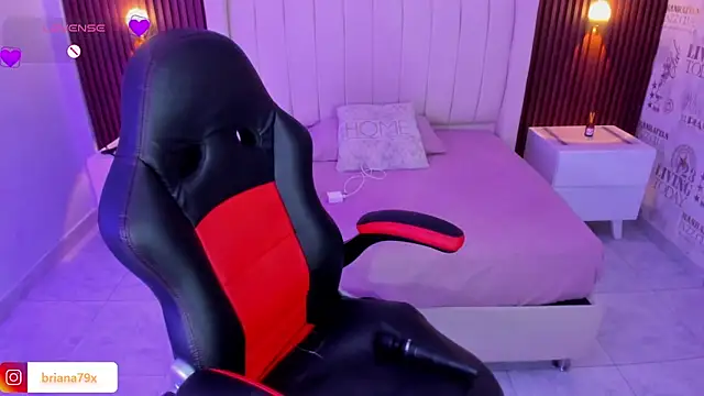 BRIANA Z online show from 15, 4, 2026