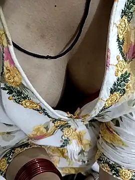 BEST-LOVER-1 online show from 11, 4, 2026