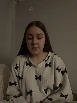 Yaseniya  online show from 7, 2, 2026