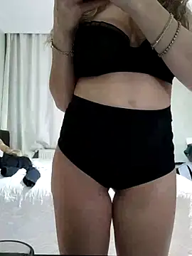 NovaMia online show from 6, 2, 2026