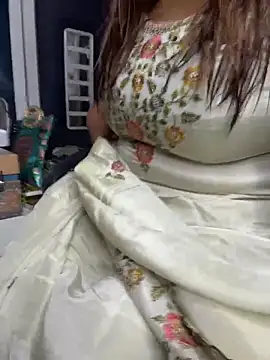 butterflyslay online show from 13, 2, 2026