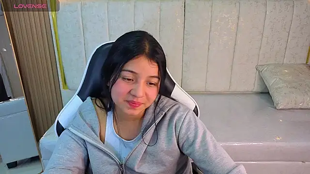 Sofi Adams Tx online show from 17, 12, 2025