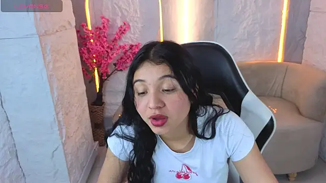 Sofi Adams Tx online show from 18, 12, 2025