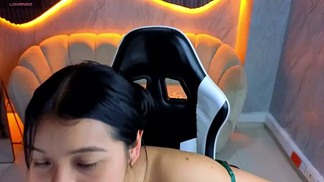 Sofi Adams Tx online show from 13, 1, 2026