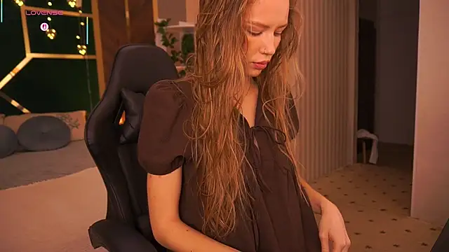 MollyyMayy online show from 24, 2, 2026