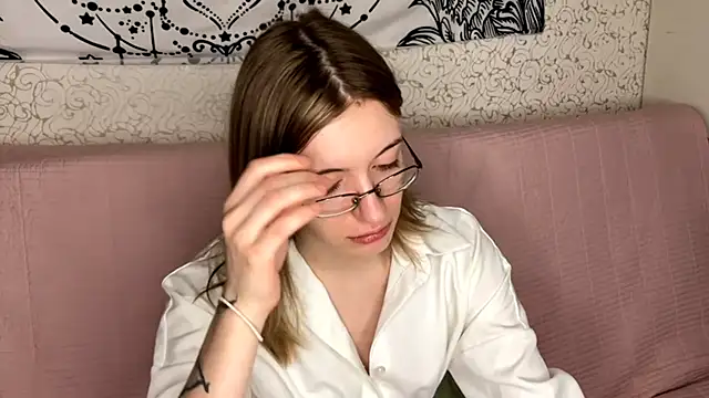 Snapshot of Shining_Robi chatting on 8, 1, 2026 Shining Robi online show from 8, 1, 2026