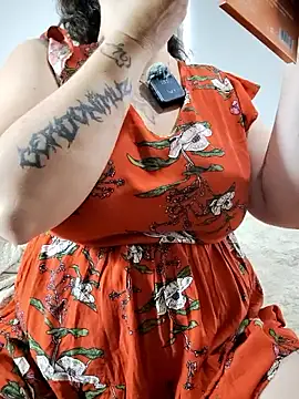 Snapshot of Divine_Pouvoir chatting on 6, 1, 2026 Divine Pouvoir online show from 6, 1, 2026