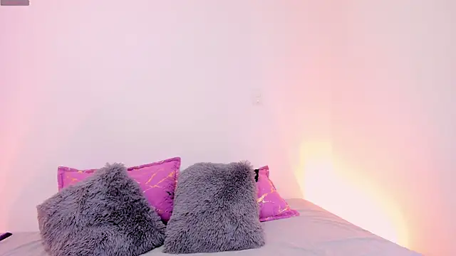 Lilicopper    online show from 9, 1, 2026