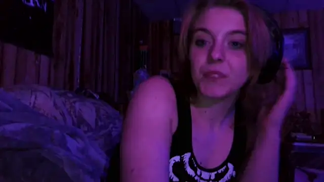 blissful-moon online show from 9, 4, 2026