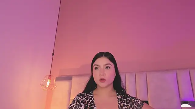 kylie river online show from 25, 5, 2026