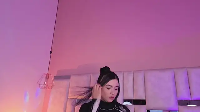 kylie river online show from 19, 5, 2026