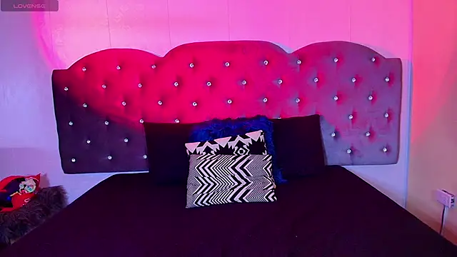 scarlett venom  online show from 9, 3, 2026