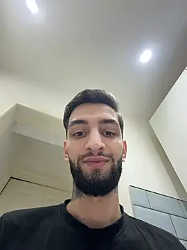 Juliann69Ramiro online show from 24, 2, 2026