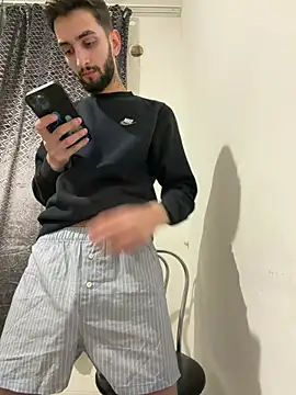 Juliann69Ramiro online show from 11, 1, 2026