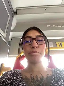 MiaFox 03 online show from 10, 4, 2026