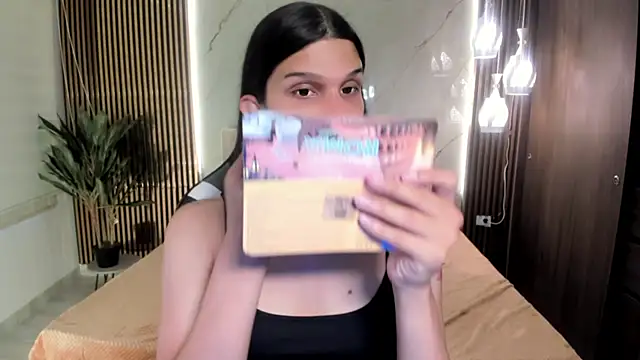 Bianca baldwin  online show from 22, 12, 2025