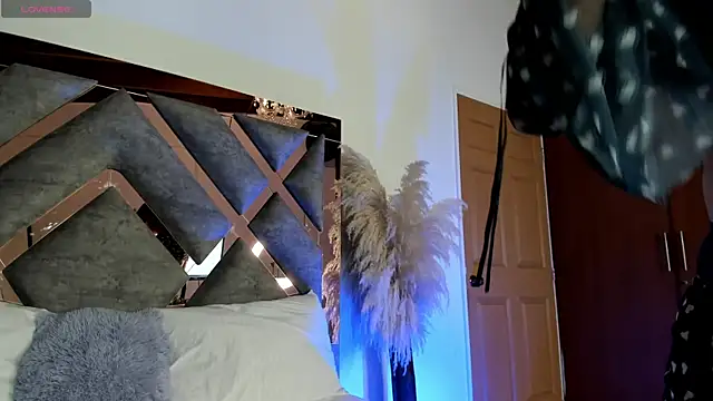 Cheerry Lee  online show from 21, 12, 2025