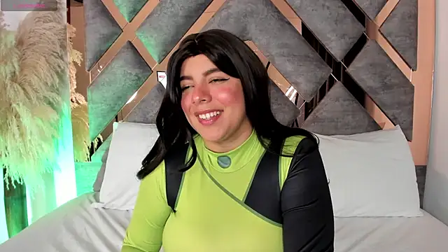 Cheerry Lee  online show from 18, 12, 2025