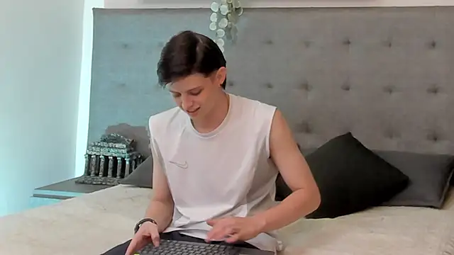 Snapshot of sebastamayo_ chatting on 7, 2, 2026 sebastamayo online show from 7, 2, 2026