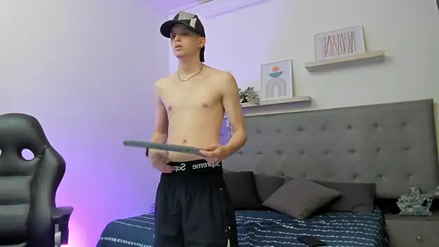 Snapshot of sebastamayo_ chatting on 1, 2, 2026 sebastamayo online show from 1, 2, 2026