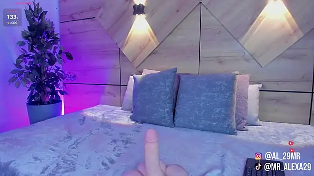 sussan fox  online show from 10, 1, 2026