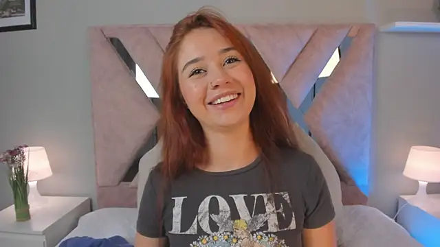 Amelia Saenz  online show from 12, 5, 2026