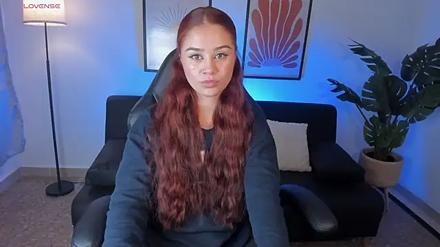 Amelia Saenz  online show from 8, 5, 2026