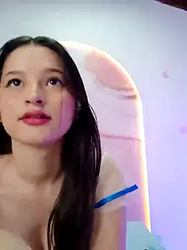 Jasmineloki online show from 3, 3, 2026